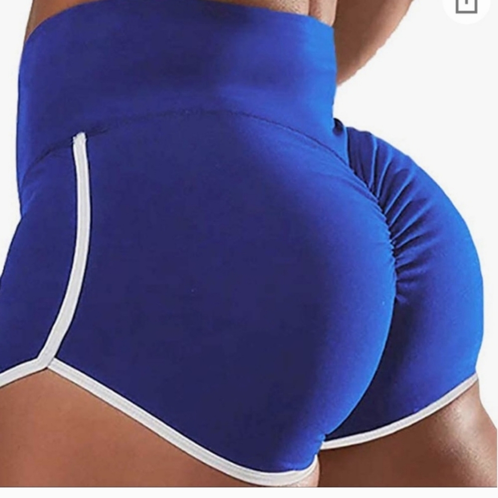 tiktok leggings shorts m